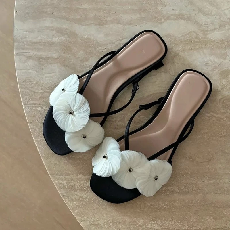 Summer New Women's Shoes Elegant French Style Slippers for Woman Fashion Vacation Casual Shoes Designer Shoes Zapatos De Mujer
Summer New Women's Shoes Elegant French Style Slippers for Woman Fashion Vacation Casual Shoes Designer Shoes Zapatos De Mujer