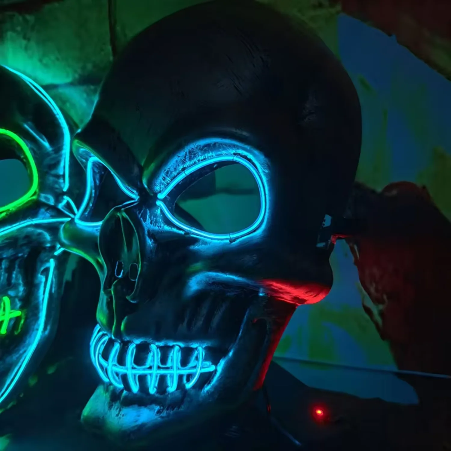 The Purge Terror White LED Glowing Mask Halloween Light Up Costume Cosplay Props 4 Lighting Modes Scary Wire Mask
The Purge Terror White LED Glowing Mask Halloween Light Up Costume Cosplay Props 4 Lighting Modes Scary Wire Mask