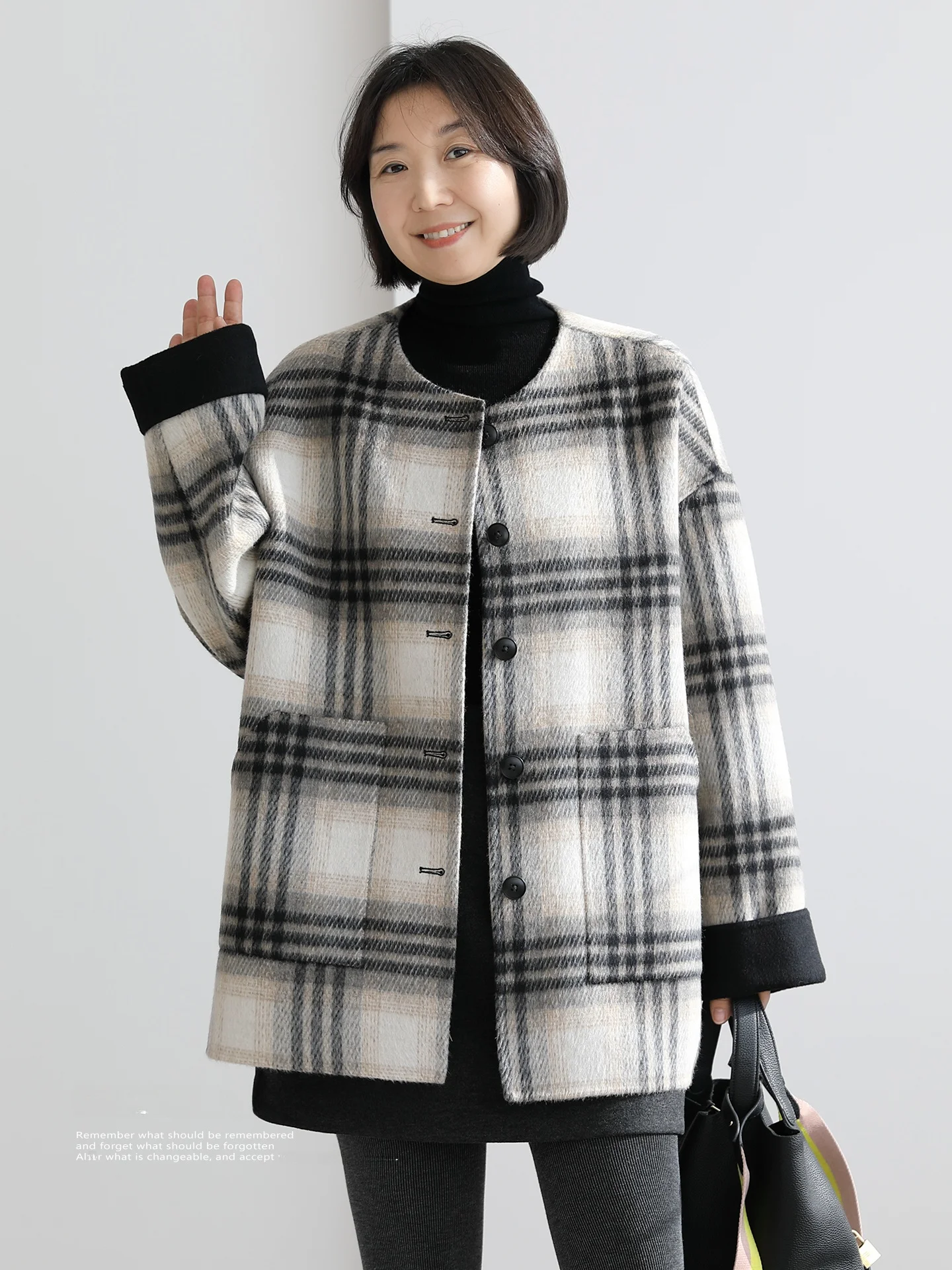 Двустороннее шерстяное пальто 4804 Tee-Inch Time Vintage с длинными рукавами, в клетку, ручной пошив, женская верхняя одежда для осени
Двустороннее шерстяное пальто 4804 Tee-Inch Time Vintage с длинными рукавами, в клетку, ручной пошив, женская верхняя одежда для осени