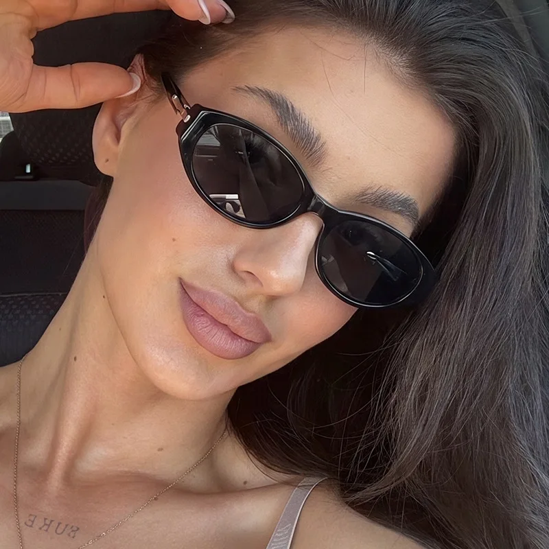 2026 New Minimalist Oval-Frame Sunglasses Women's INS Style Trendy Street Style Shades UV400 Outdoor Anti-UV Sun Glasses
2026 New Minimalist Oval-Frame Sunglasses Women's INS Style Trendy Street Style Shades UV400 Outdoor Anti-UV Sun Glasses