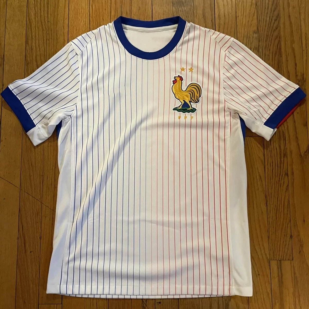Nieuwe aankomst Stijl Frankrijk Uit Shirt Voetbal Replica Jersey Man Vrouwen Sport Comfort T-Shirt Sport Kid_Adult 3D moto
Nieuwe aankomst Stijl Frankrijk Uit Shirt Voetbal Replica Jersey Man Vrouwen Sport Comfort T-Shirt Sport Kid_Adult 3D moto
