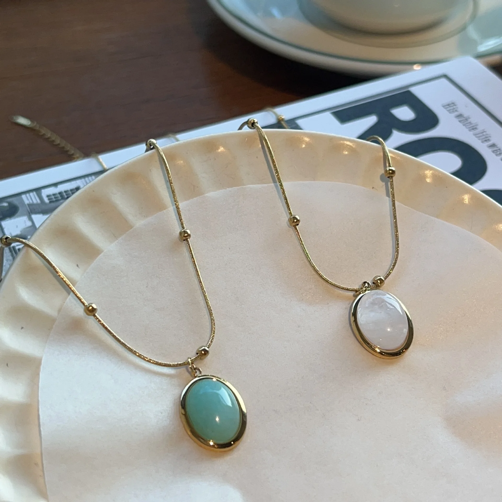 316L Stainless Steel New Fashion Fine Jewelry Oval Sea Blue Opal Beaded Charms Snake Chain Choker Necklaces & Pendants For Women
316L Stainless Steel New Fashion Fine Jewelry Oval Sea Blue Opal Beaded Charms Snake Chain Choker Necklaces & Pendants For Women