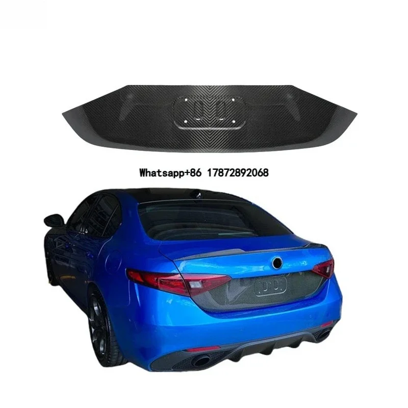 For Giulia Upgraded the Carbon Fiber Decorative Plate of the Rear Trunk Lid
For Giulia Upgraded the Carbon Fiber Decorative Plate of the Rear Trunk Lid