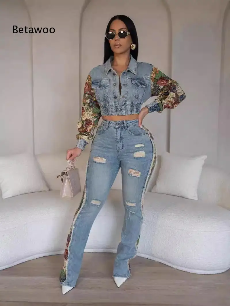 Women's Floral Patchwork Denim Two Piece Set, Cropped Jacket with Ripped Jeans Pants for Casual Streetwear and Daily Wear
Women's Floral Patchwork Denim Two Piece Set, Cropped Jacket with Ripped Jeans Pants for Casual Streetwear and Daily Wear
