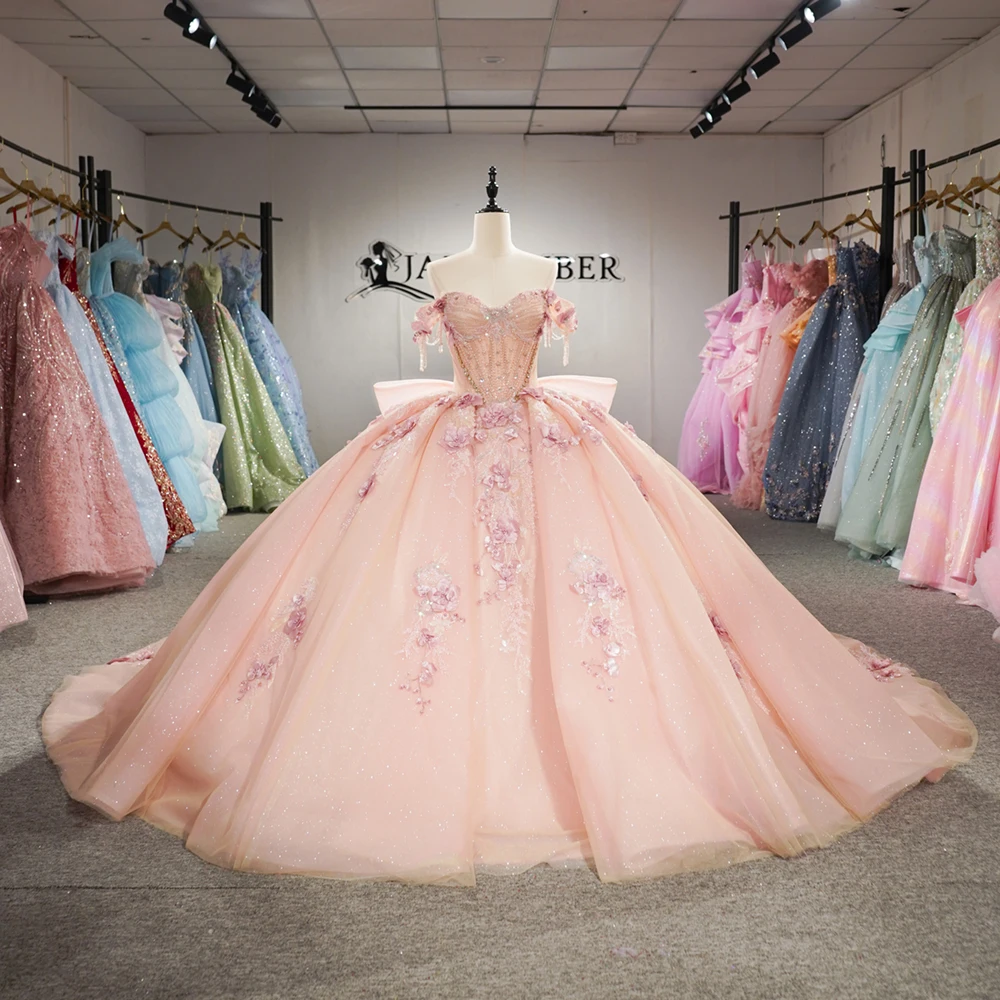 Customized Sparkly Pink Quinceanera Lace Dress Ball Gown Beading Appliques Corset Sweet 16 Vestidos De 15 Anos Short Sleeves
Customized Sparkly Pink Quinceanera Lace Dress Ball Gown Beading Appliques Corset Sweet 16 Vestidos De 15 Anos Short Sleeves