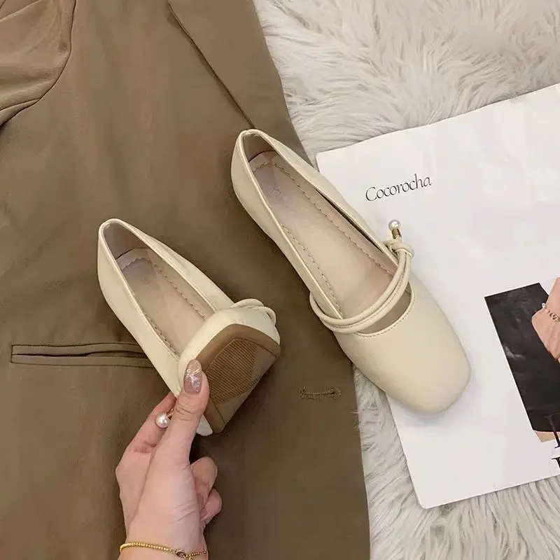 Fashion Vintage Mary Jane Flats for Women 2026 Lightweight Breathable Daily Casual Shoes Perfect with Dresses Classic Simple
Fashion Vintage Mary Jane Flats for Women 2026 Lightweight Breathable Daily Casual Shoes Perfect with Dresses Classic Simple