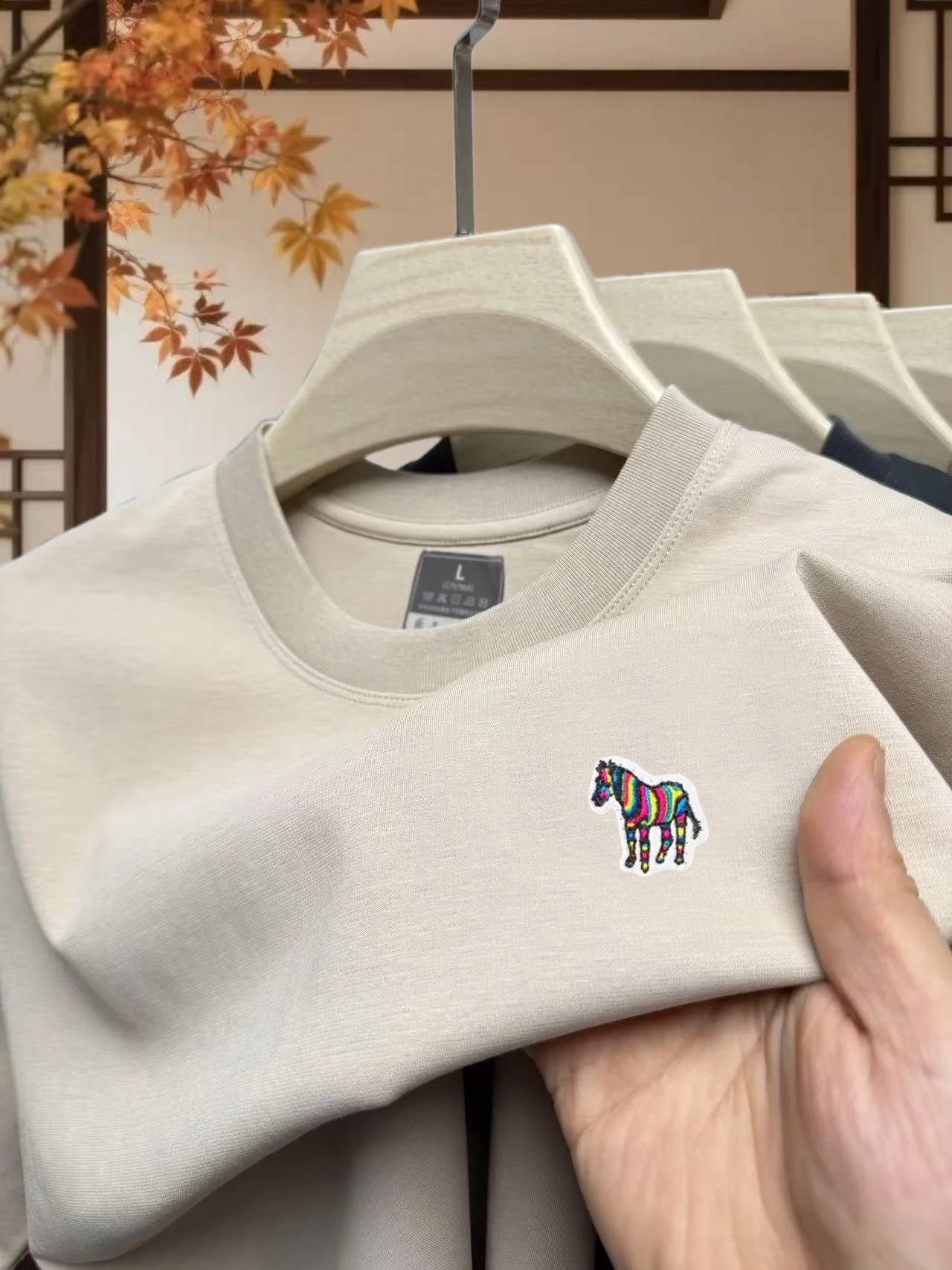 Summer New Men's Cotton Crewneck T-Shirt Soft Breathable Leisure Business Golf Tennis Lapel Short Sleeve Premium Embroidered Tee
Summer New Men's Cotton Crewneck T-Shirt Soft Breathable Leisure Business Golf Tennis Lapel Short Sleeve Premium Embroidered Tee
