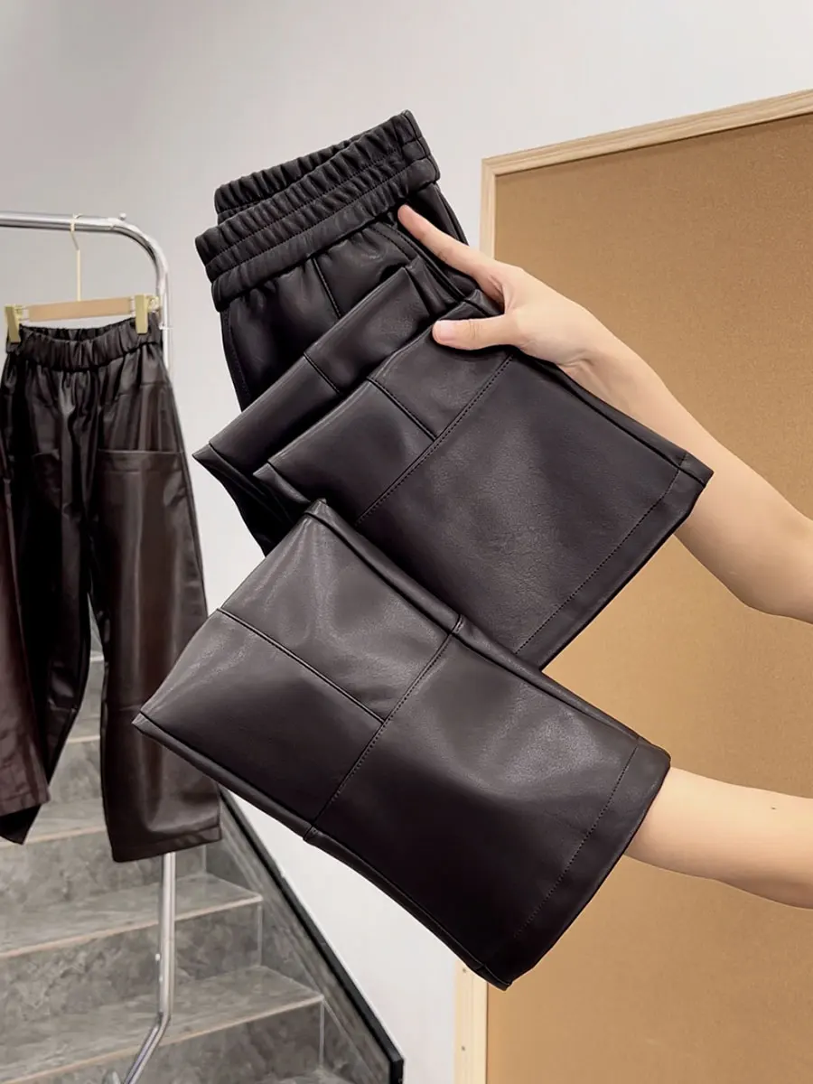 Модные кожаные брюки больших размеров с высокой талией, слегка расклешенные, повседневные, с эластичным поясом, для полных женщин
Модные кожаные брюки больших размеров с высокой талией, слегка расклешенные, повседневные, с эластичным поясом, для полных женщин