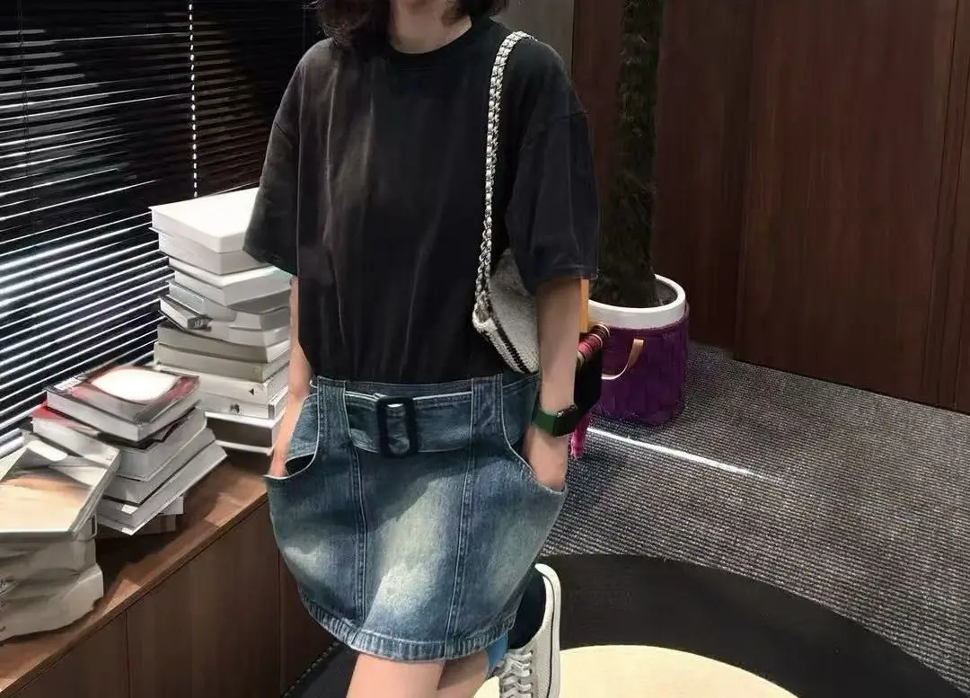 Spring Summer Fashion 2026 Women's High Waist A-Line Skirt Quality Pouch Pocket Splicing Design Cotton Material Wide Leg
Spring Summer Fashion 2026 Women's High Waist A-Line Skirt Quality Pouch Pocket Splicing Design Cotton Material Wide Leg