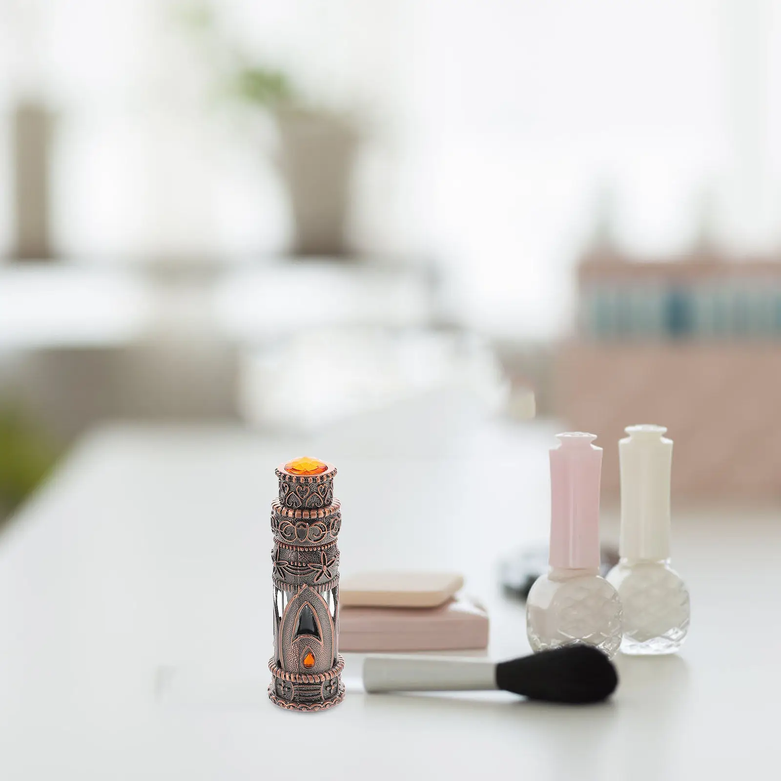 Portable Vintage Essential Oil Bottle Refillable Glass Perfume Container 5Ml Travel Scent Dispenser Stylish Jewel Bottle
Portable Vintage Essential Oil Bottle Refillable Glass Perfume Container 5Ml Travel Scent Dispenser Stylish Jewel Bottle