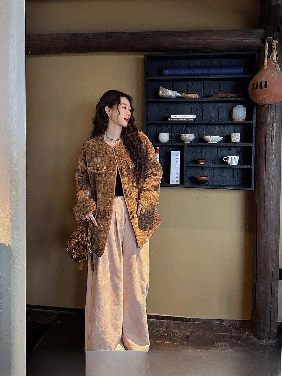 Sanji Bla Flower Jiang Li New Chinese Sle Wide Leg Velvet Jeans Loose Micro Flared Pants for Women High Waist Deep Color
Sanji Bla Flower Jiang Li New Chinese Sle Wide Leg Velvet Jeans Loose Micro Flared Pants for Women High Waist Deep Color