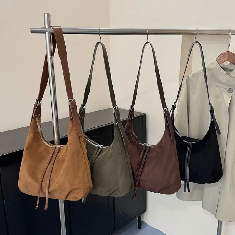 Modern Everyday Diaper Bag Handbag Backpack Daily Errands Exquisite Organized Versatile Stylish Practical User-Friendly
Modern Everyday Diaper Bag Handbag Backpack Daily Errands Exquisite Organized Versatile Stylish Practical User-Friendly