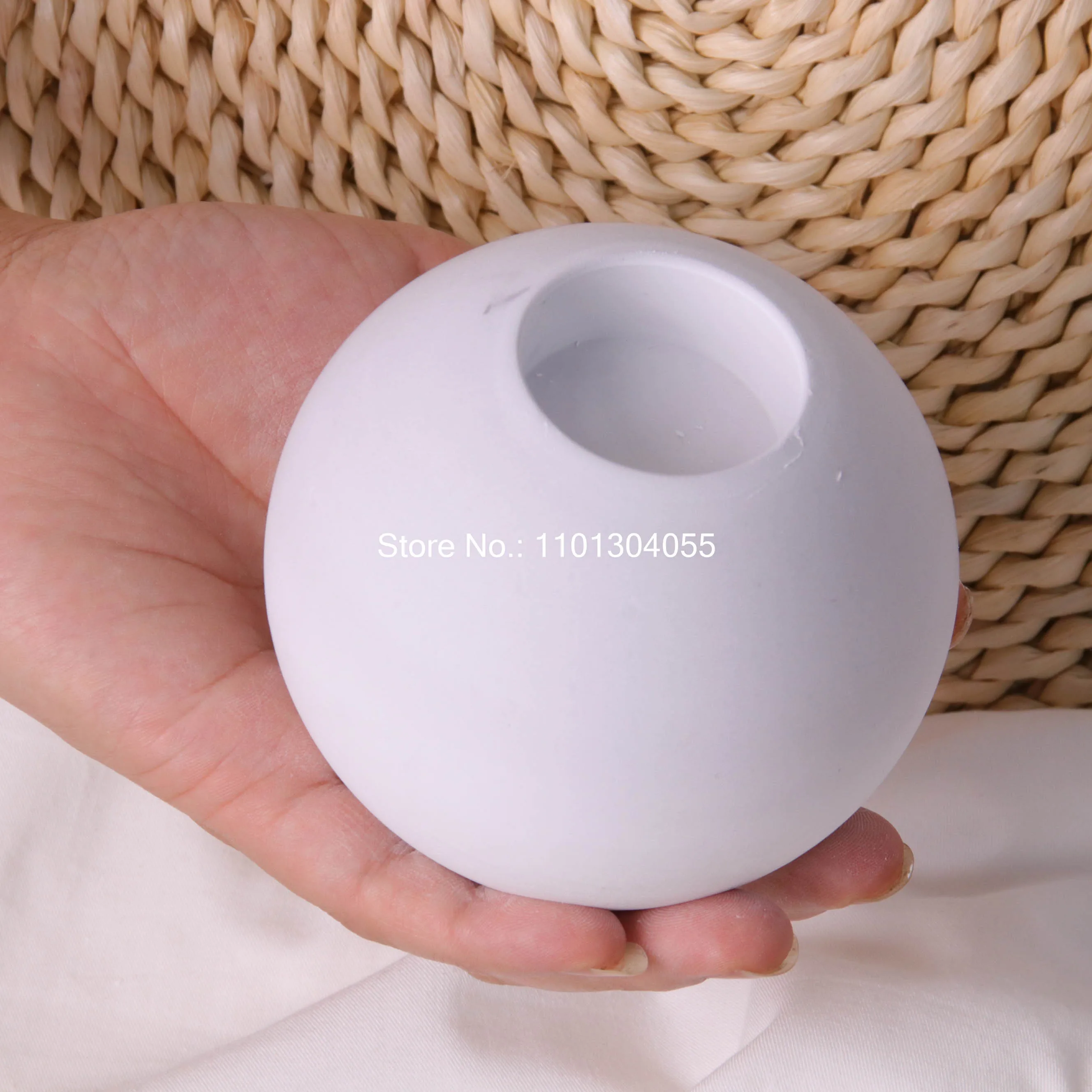 Spherical Candlestick Silicone Mold 3 size Concrete Tealight Holder Mold Dried Flower Transparent Ball Ornament Resin Mold
Spherical Candlestick Silicone Mold 3 size Concrete Tealight Holder Mold Dried Flower Transparent Ball Ornament Resin Mold