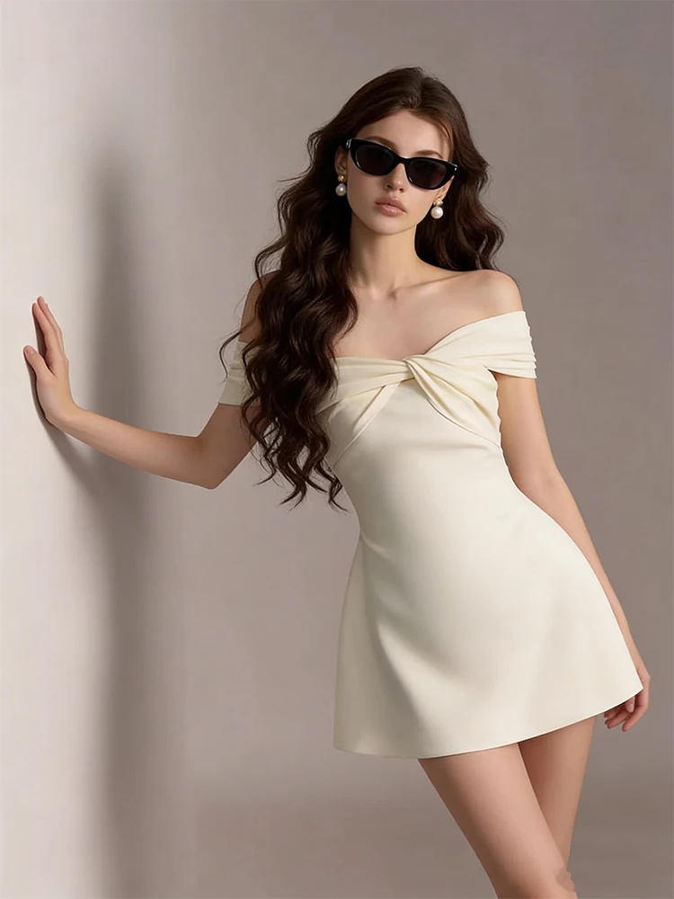 Minimalist Knot One Shoulder Dress Women's Elegant High Waist Slimming Birthday Skirt Polyester Fiber A-Line Skirt Shoulder B...
Minimalist Knot One Shoulder Dress Women's Elegant High Waist Slimming Birthday Skirt Polyester Fiber A-Line Skirt Shoulder B...