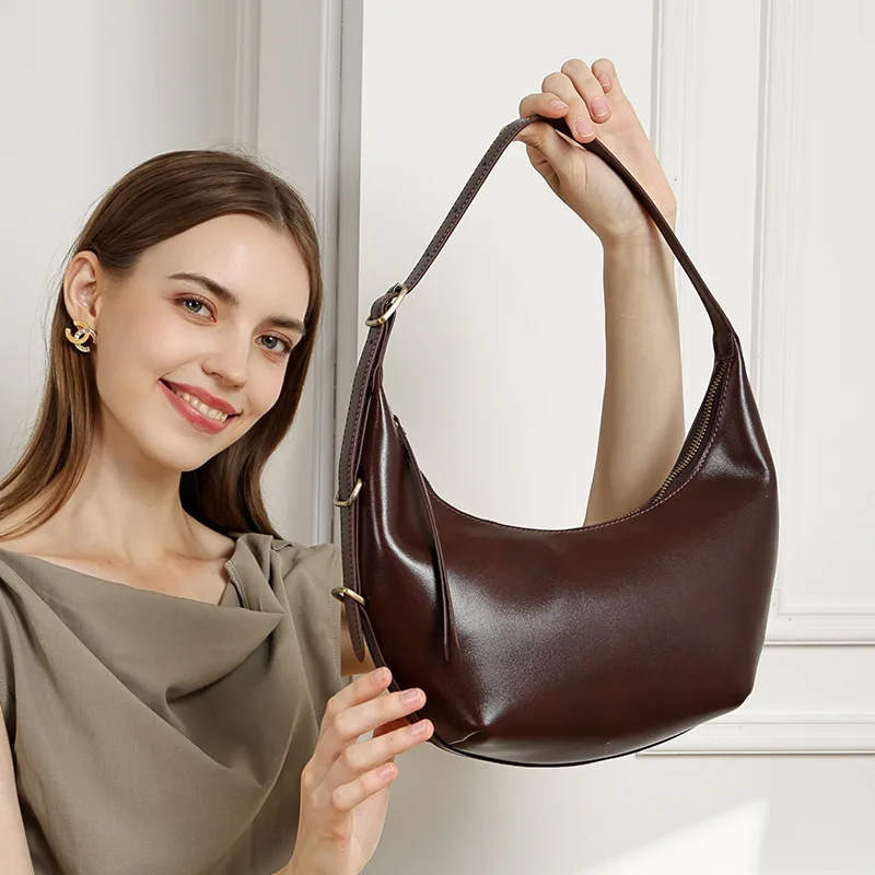 Fashion Women Armpit bag Genuine leather Female Shoulder messenger Bag ladies totes Sac A Main handbag bolsa feminina
Fashion Women Armpit bag Genuine leather Female Shoulder messenger Bag ladies totes Sac A Main handbag bolsa feminina