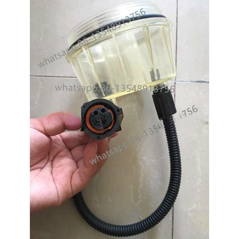 Excavator parts EC210/290/460/480 oil-water separator cup/sensor spot
Excavator parts EC210/290/460/480 oil-water separator cup/sensor spot