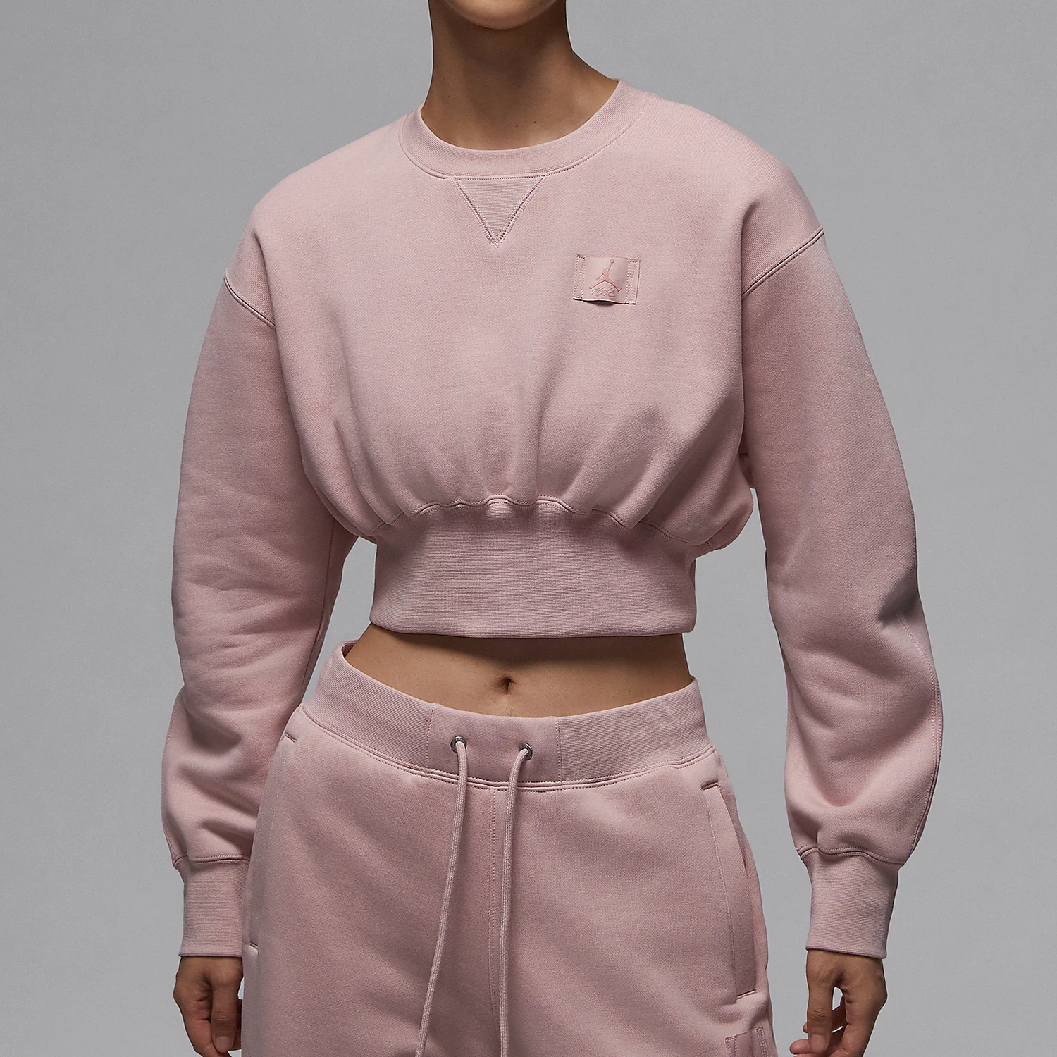 Nike Genuine Product JORDAN Women's Loose Fashion Casual Crop Hoodie FV7153-601
Nike Genuine Product JORDAN Women's Loose Fashion Casual Crop Hoodie FV7153-601