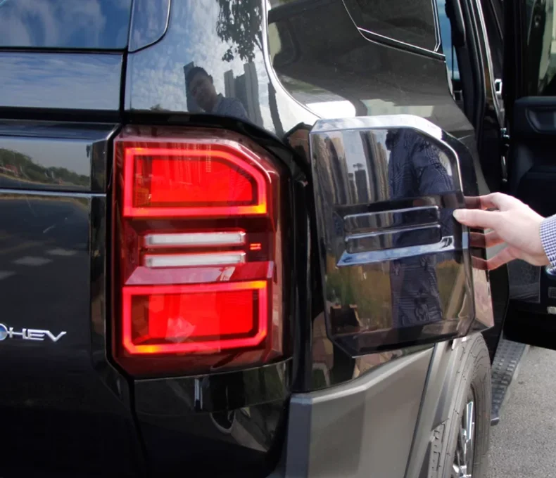 Черный автомобильный задний фонарь для Toyota Prado 250 LC250 2024-2025, стоп-сигнал, широкая крышка индикатора, задний фонарь, капоты, накладка
Черный автомобильный задний фонарь для Toyota Prado 250 LC250 2024-2025, стоп-сигнал, широкая крышка индикатора, задний фонарь, капоты, накладка