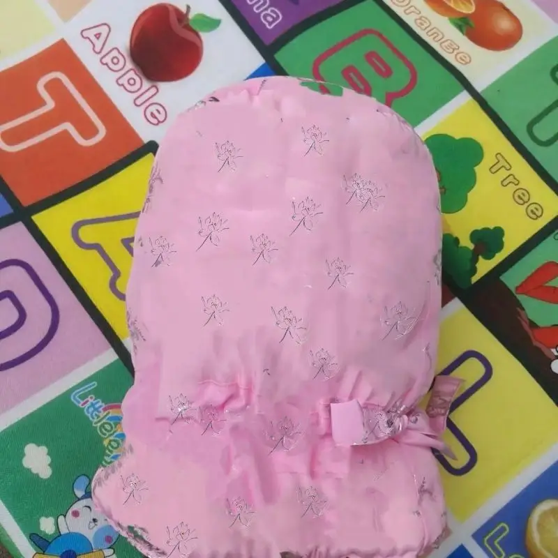 Pink Glossy Floral Silky Touch Filled Cotton Puffy Warm Cap Beanies Unisex Handmade
Pink Glossy Floral Silky Touch Filled Cotton Puffy Warm Cap Beanies Unisex Handmade