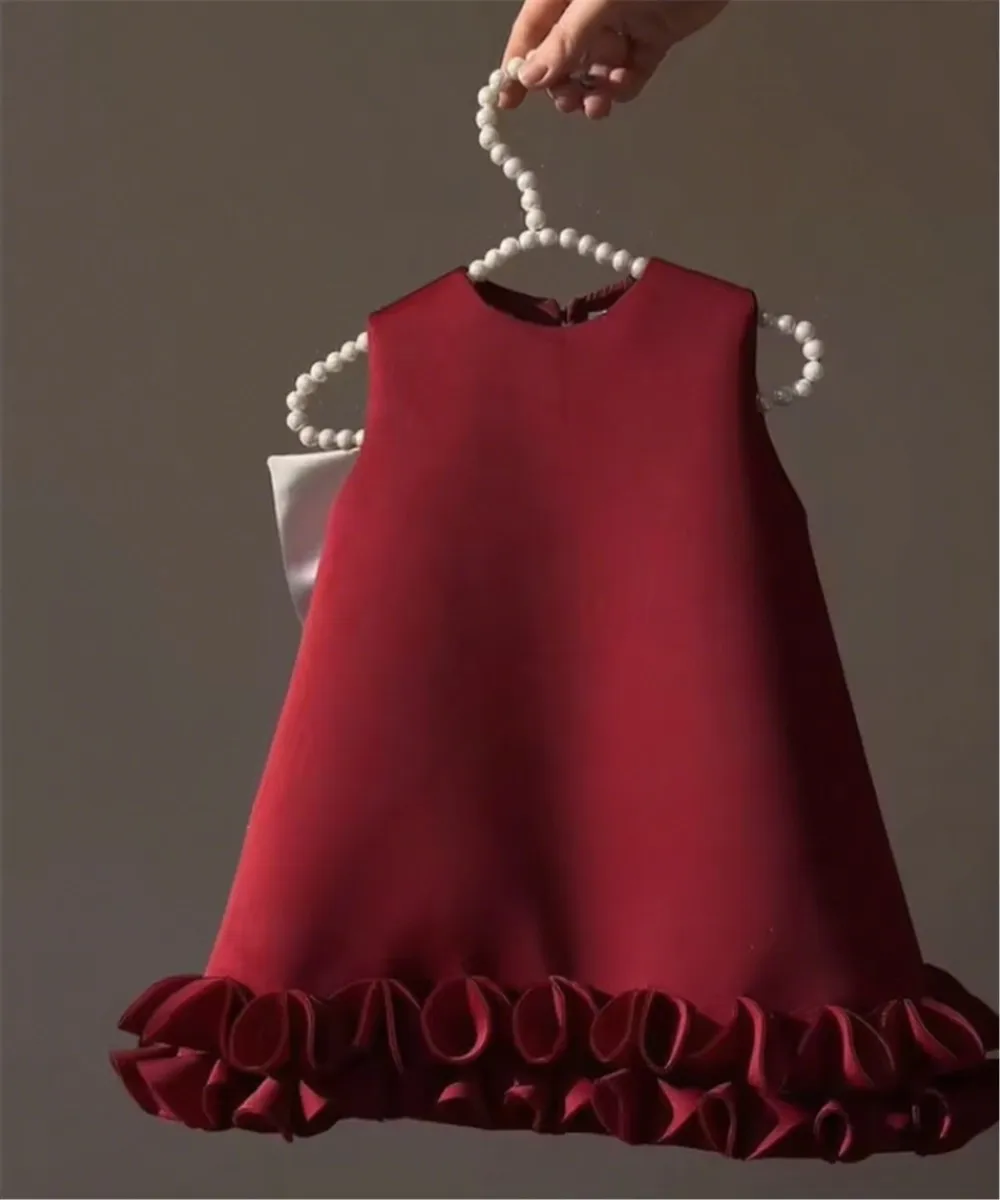 Elegant Flower Girl Wedding Dress Satin A Line Sleeveless with Bow Dress Princess Birthday Party First Communion Gown Customized
Elegant Flower Girl Wedding Dress Satin A Line Sleeveless with Bow Dress Princess Birthday Party First Communion Gown Customized