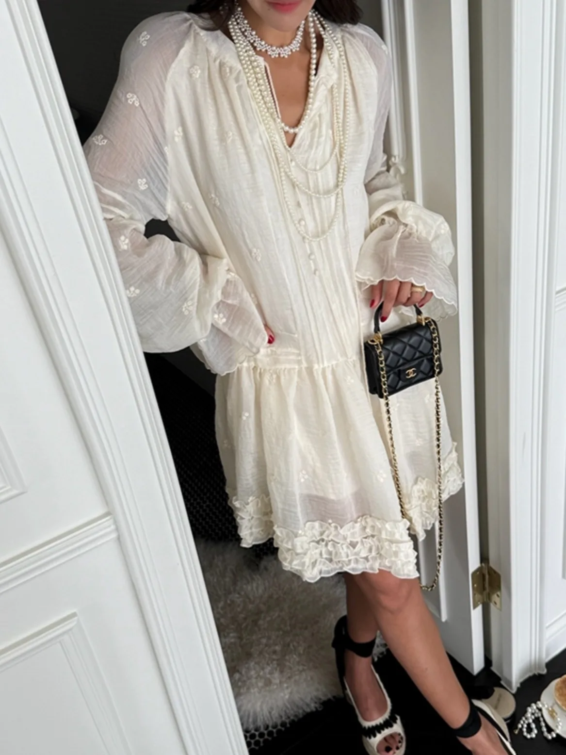 Elegant Long Sleeve Embroidered Collar Patchwork Women's Dress Autumn New Style Fashionable Wood Grain Design Casual Wear
Elegant Long Sleeve Embroidered Collar Patchwork Women's Dress Autumn New Style Fashionable Wood Grain Design Casual Wear