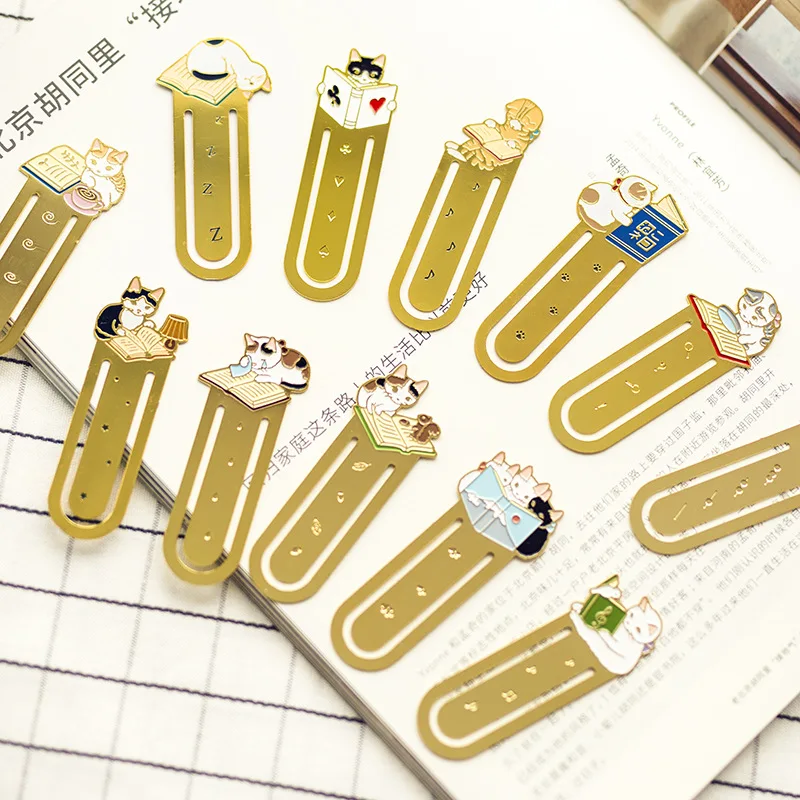 1Pc Cartoon Pottering Cat Metal Bookmark Kawaii Kittens Book Markers School Office Supplies Stationery
1Pc Cartoon Pottering Cat Metal Bookmark Kawaii Kittens Book Markers School Office Supplies Stationery