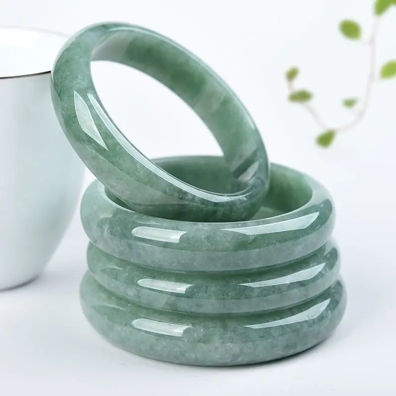 20mm Xinjiang Wangfu for women, genuine blue and green patterned jade bracelet
20mm Xinjiang Wangfu for women, genuine blue and green patterned jade bracelet