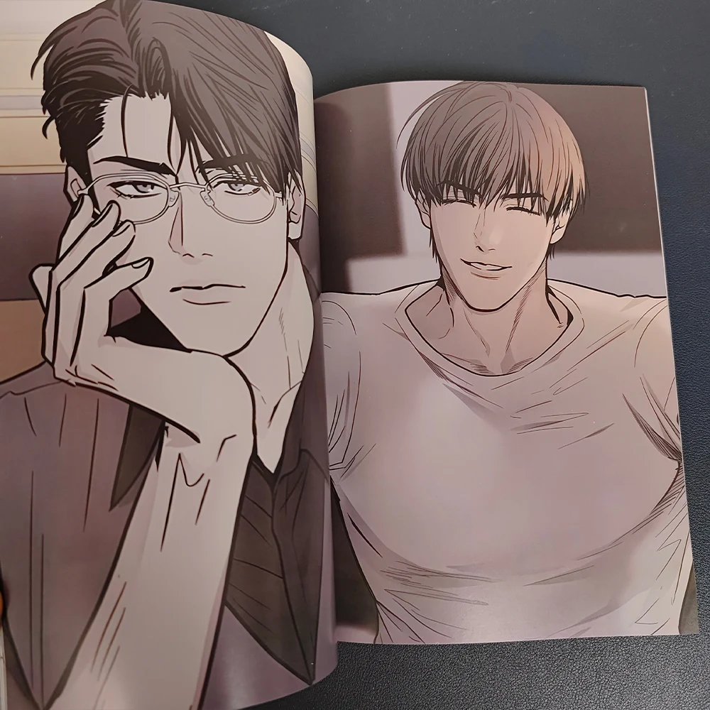 Repayment Album Toy Gift Box with Picture Set Keychain Human Standing Card Bookmark Postcard Poster - Fan Appreciation Pack
Repayment Album Toy Gift Box with Picture Set Keychain Human Standing Card Bookmark Postcard Poster - Fan Appreciation Pack