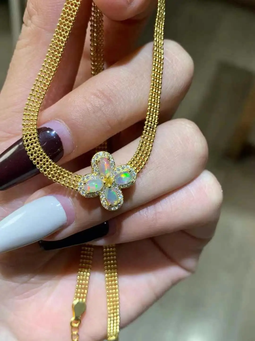 100% Natural Real Opal Pendant 925 Sterling Silver Classic Women Fashion Opal pendant
100% Natural Real Opal Pendant 925 Sterling Silver Classic Women Fashion Opal pendant