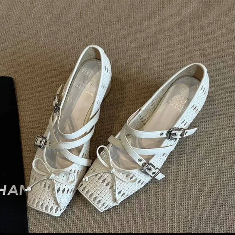 Sweet Style Mary Jane Shoes Women's Breathable Hollow Out Cross Band Spring Summer New Model Korean Version Single Shoes,35-40
Sweet Style Mary Jane Shoes Women's Breathable Hollow Out Cross Band Spring Summer New Model Korean Version Single Shoes,35-40