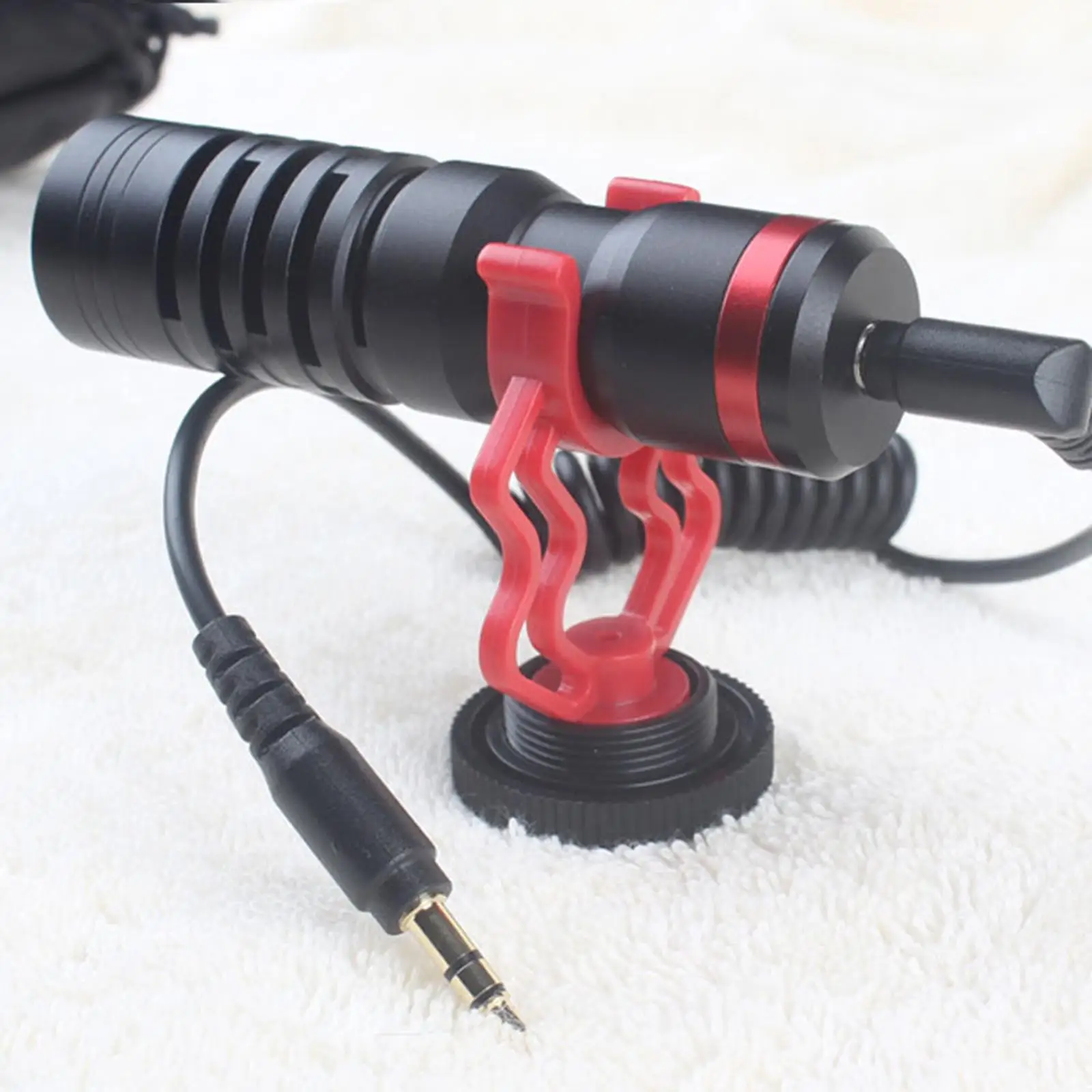 Portable Cold Shoe Mount Adapter Mic Bracket Stable Mic Shock Mount for DSLR
Portable Cold Shoe Mount Adapter Mic Bracket Stable Mic Shock Mount for DSLR