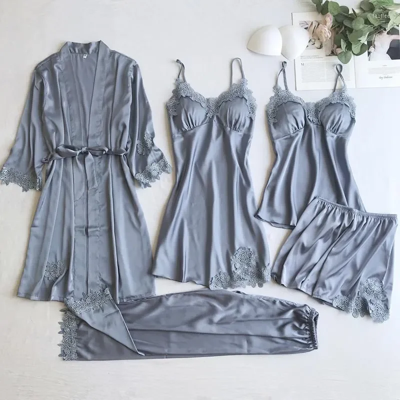 Women's Sleepwear Gray 5PCS Nightgown Set Women Lace Nightwear V-Neck Pajamas Suit Homewear Spring Robe Gown Sleep Wear Pijama Negligee
Women's Sleepwear Gray 5PCS Nightgown Set Women Lace Nightwear V-Neck Pajamas Suit Homewear Spring Robe Gown Sleep Wear Pijama Negligee