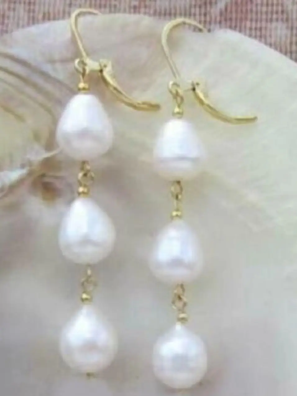 НОВЫЕ серьги Akoya из натурального белого жемчуга ААА диаметром 10–11 мм, золото 14 карат, бесплатная доставка
НОВЫЕ серьги Akoya из натурального белого жемчуга ААА диаметром 10–11 мм, золото 14 карат, бесплатная доставка