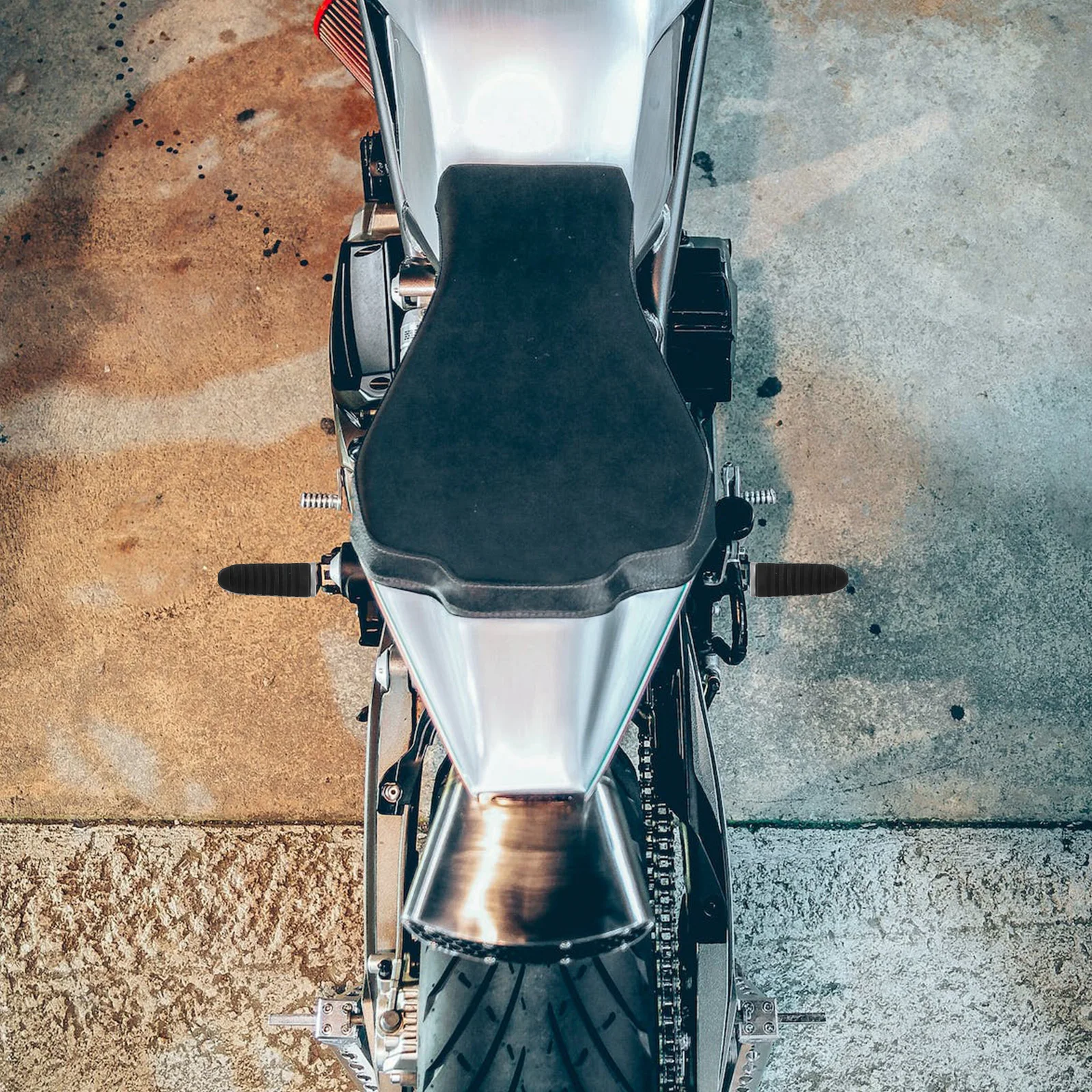 1 пара универсальных алюминиевых подножек для мотоцикла, противоскользящие, удобные, прочные для гонщиков электромобилей, совместимые с задней частью велосипеда 
1 пара универсальных алюминиевых подножек для мотоцикла, противоскользящие, удобные, прочные для гонщиков электромобилей, совместимые с задней частью велосипеда