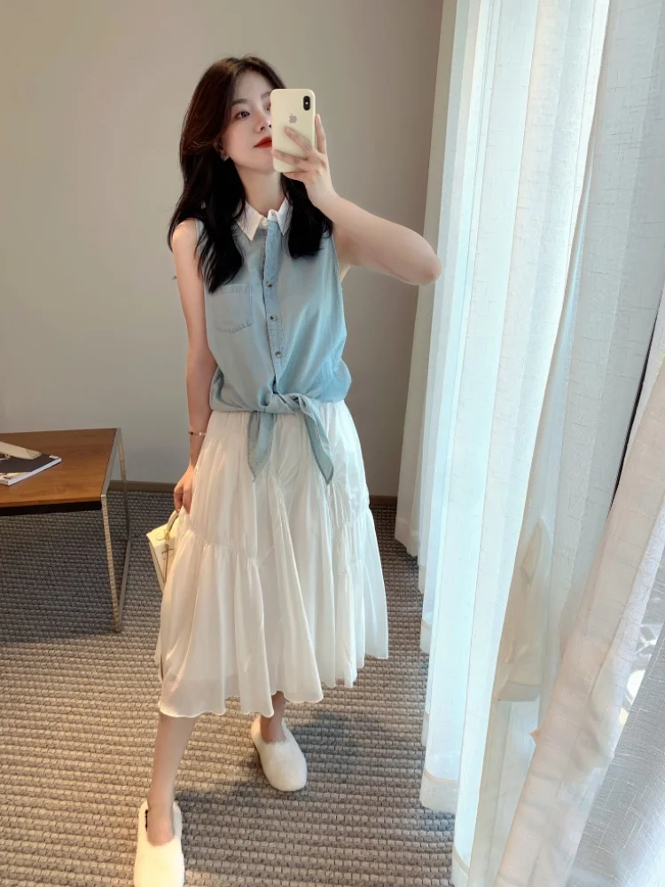 Summer Women's Svel Denim Blue Vest Top Pure Cotton Collar Stand-Up Patchwork Design Casual Korean Sle Loose Fit
Summer Women's Svel Denim Blue Vest Top Pure Cotton Collar Stand-Up Patchwork Design Casual Korean Sle Loose Fit
