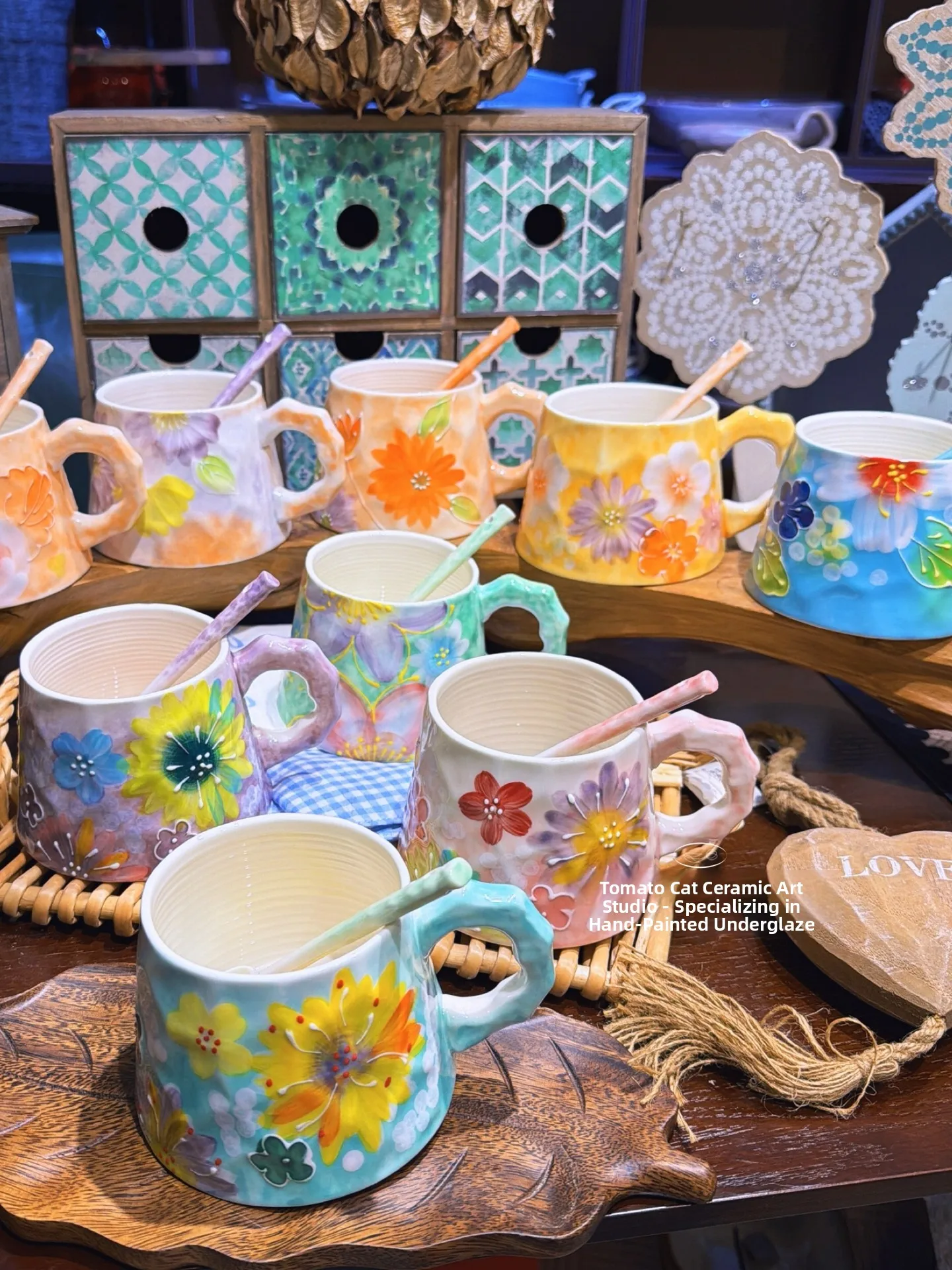 Hand-Painted Ceramic Bamboo Cup with 3D Relief Breakfast Cup Mug Japanese Ryokan Style Water Cup without Lid Single Ear Handle
Hand-Painted Ceramic Bamboo Cup with 3D Relief Breakfast Cup Mug Japanese Ryokan Style Water Cup without Lid Single Ear Handle