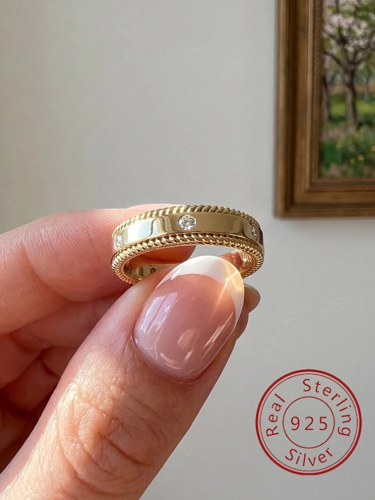 925 Sterling Silver Classic Fashion Golden Round Zircon Ring For Women Engagement Wedding Luxury High Quality Fine Jewelry
925 Sterling Silver Classic Fashion Golden Round Zircon Ring For Women Engagement Wedding Luxury High Quality Fine Jewelry