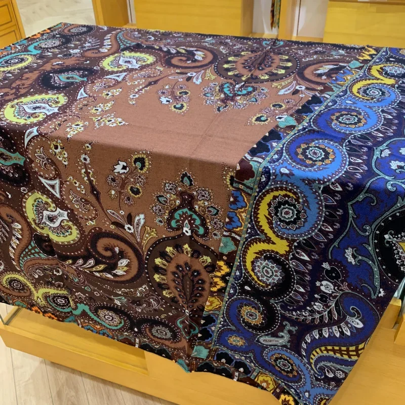 High-end Elegant Women's Exquisite Cashew Flower Double-sided Print Quality Silk Wool Hand-rolled Edge Large Square Scarf Shawl
High-end Elegant Women's Exquisite Cashew Flower Double-sided Print Quality Silk Wool Hand-rolled Edge Large Square Scarf Shawl