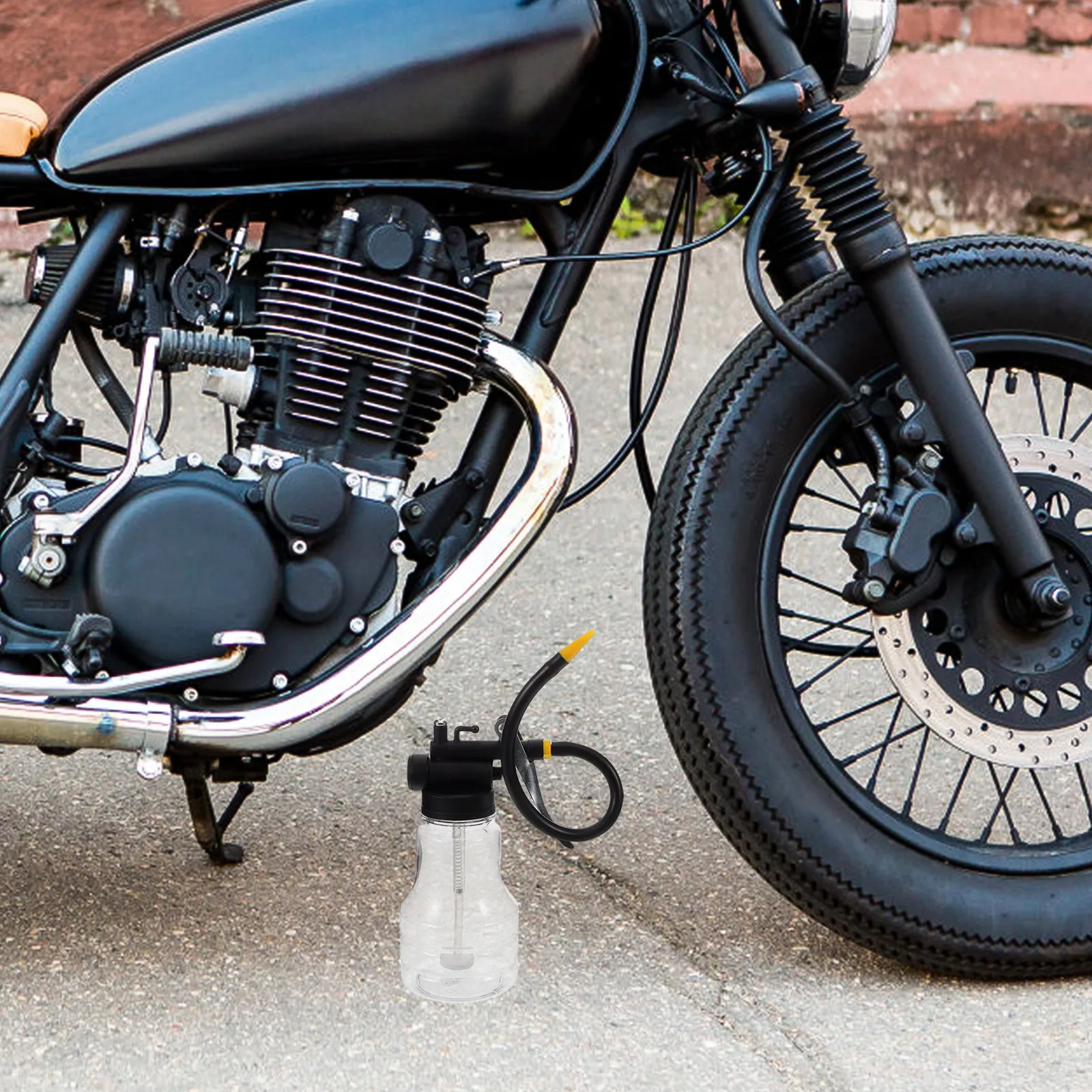 250Ml Transparent Oil Can High Pressure Bendable Nozzle Precision Lubrication For Automotive Machinery Household Repair Tools
250Ml Transparent Oil Can High Pressure Bendable Nozzle Precision Lubrication For Automotive Machinery Household Repair Tools