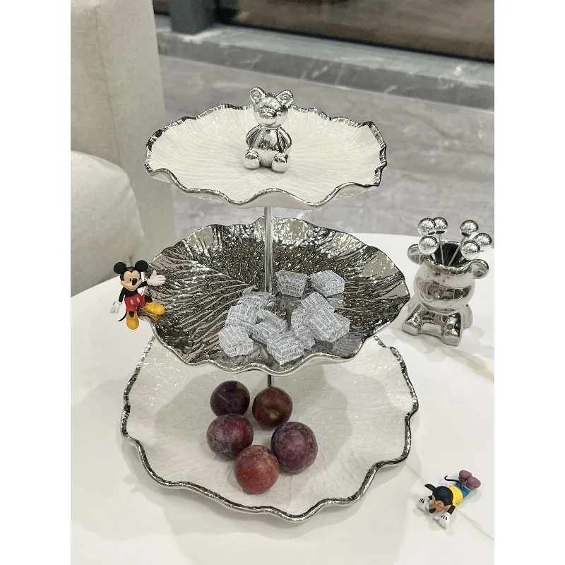 Легкий роскошный поднос для фруктов, украшение для чайного столика в домашней гостиной, поднос для закусок, многослойный элитный поднос для фруктов
Легкий роскошный поднос для фруктов, украшение для чайного столика в домашней гостиной, поднос для закусок, многослойный элитный поднос для фруктов