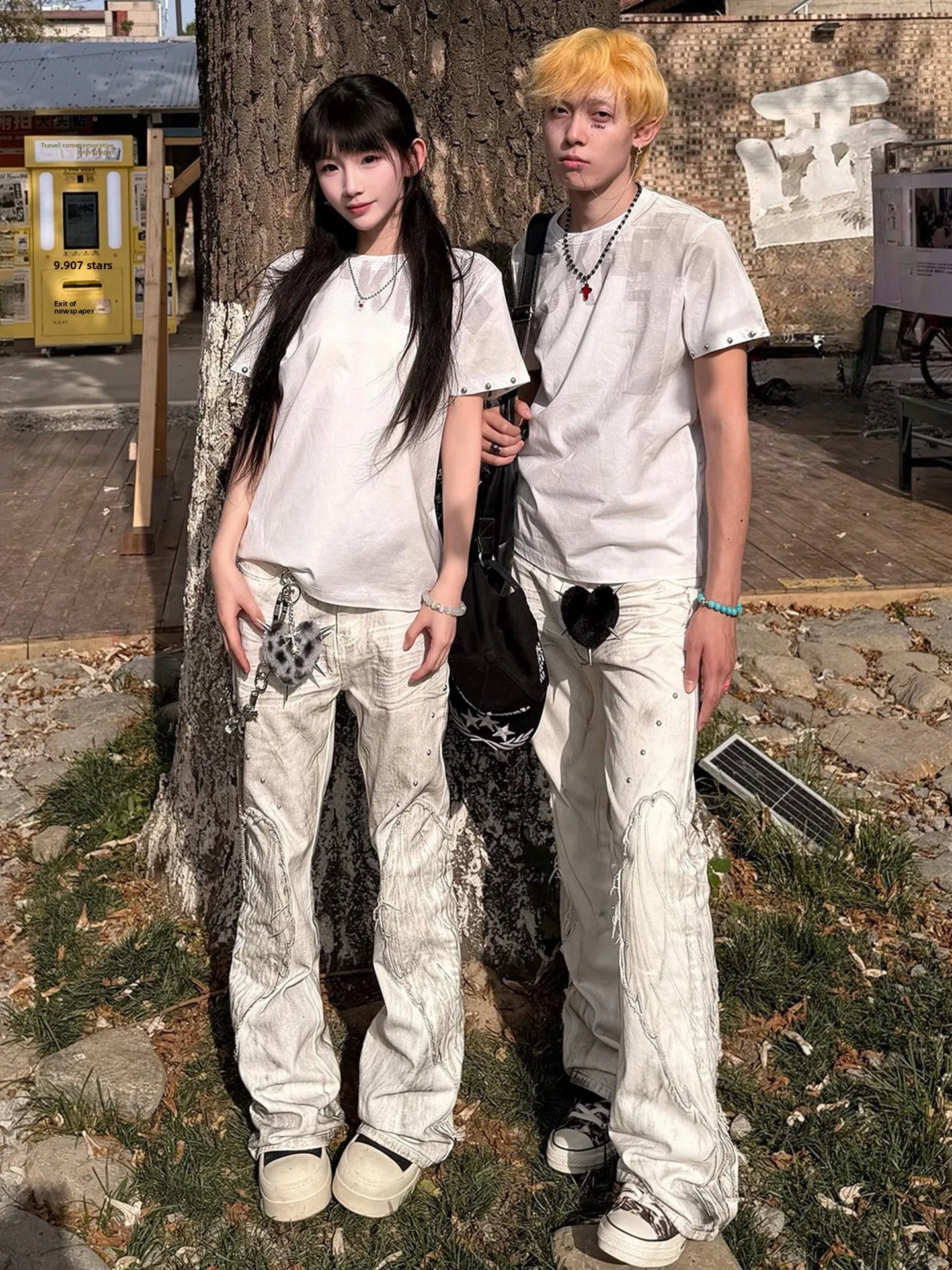 Retro American High Street Distressed Wide Leg Jeans Men's Punk Style Wing Loose Long Trousers mid Waist Zipper Spring
Retro American High Street Distressed Wide Leg Jeans Men's Punk Style Wing Loose Long Trousers mid Waist Zipper Spring