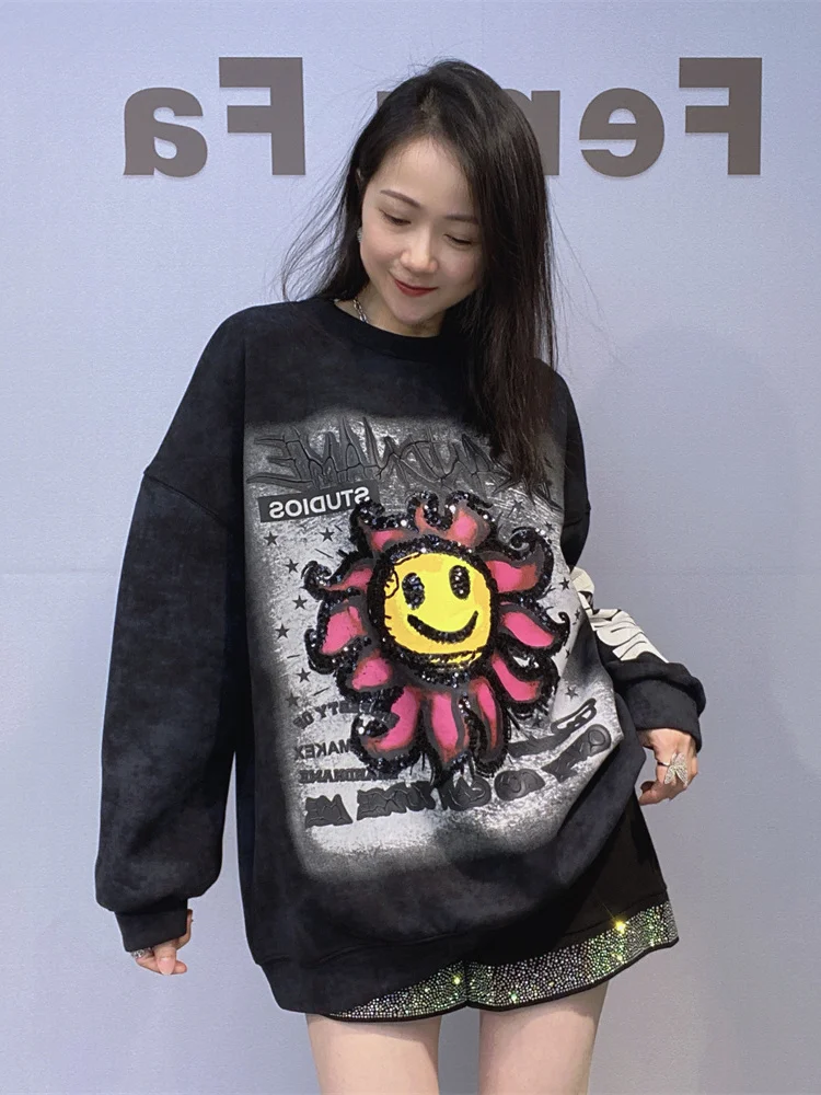 Модная женская толстовка оверсайз с длинными рукавами и цветочным принтом, свободная, удобная, осенне-зимняя, повседневная, в уличном стиле, с круглым вырезом
Модная женская толстовка оверсайз с длинными рукавами и цветочным принтом, свободная, удобная, осенне-зимняя, повседневная, в уличном стиле, с круглым вырезом