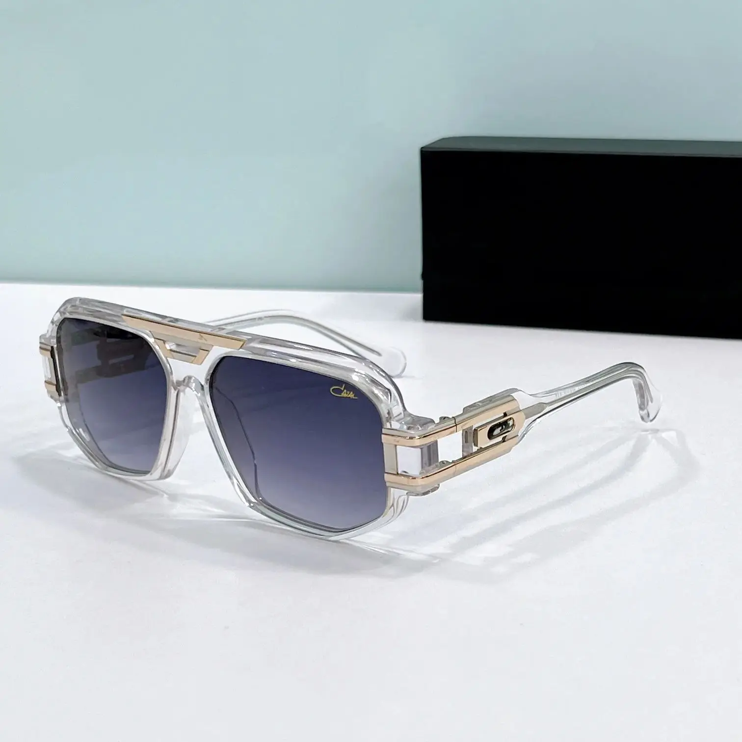 Authentic ORIGINALCAZAL MOD675 Oversized Top Quality UV400 Men Women Sun Glasses Classic Alloy+Acetate Frame Male Couple Eyewear
Authentic ORIGINALCAZAL MOD675 Oversized Top Quality UV400 Men Women Sun Glasses Classic Alloy+Acetate Frame Male Couple Eyewear