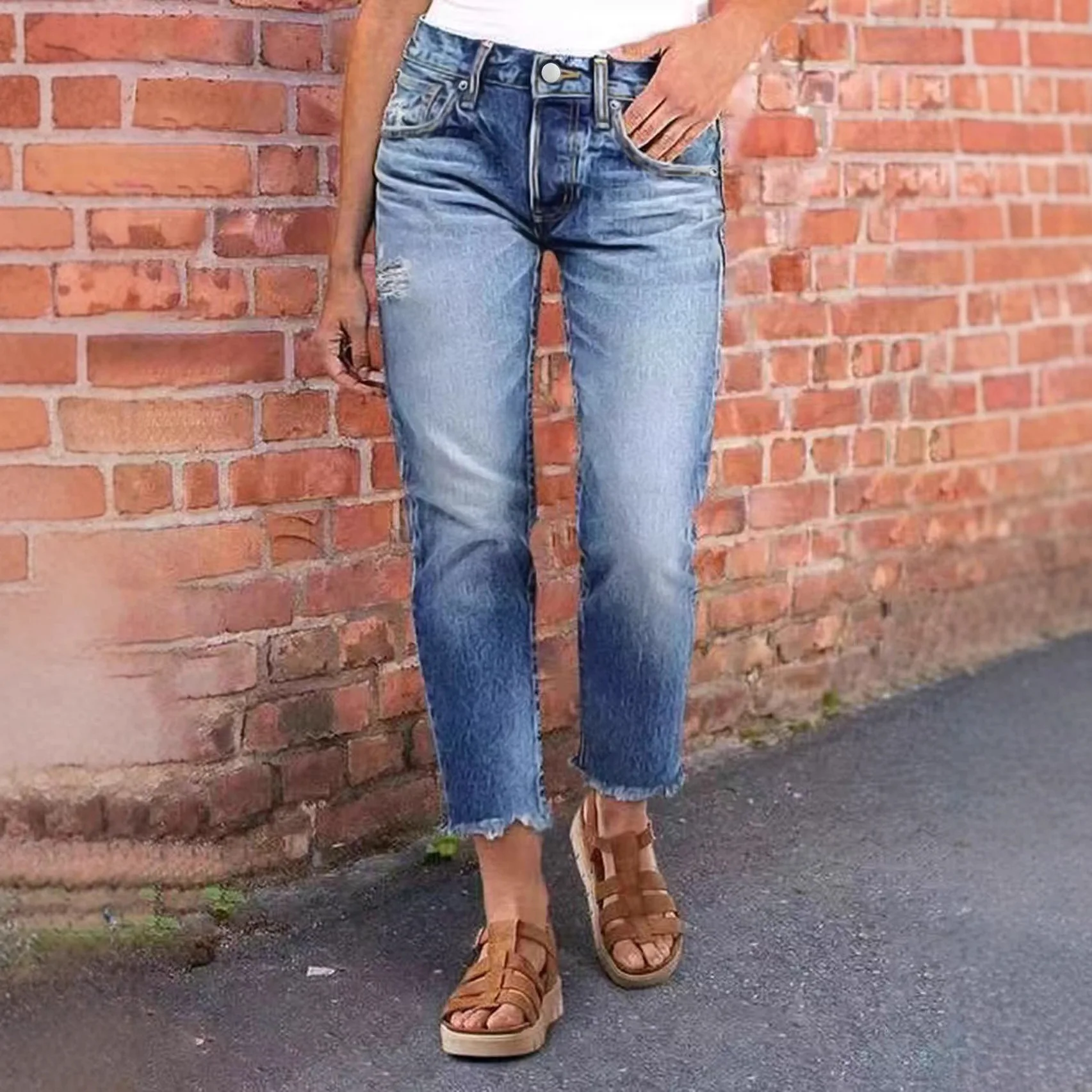 Denim pants 2026 new European and American style women's casual slim fit versatile jeans for women
Denim pants 2026 new European and American style women's casual slim fit versatile jeans for women