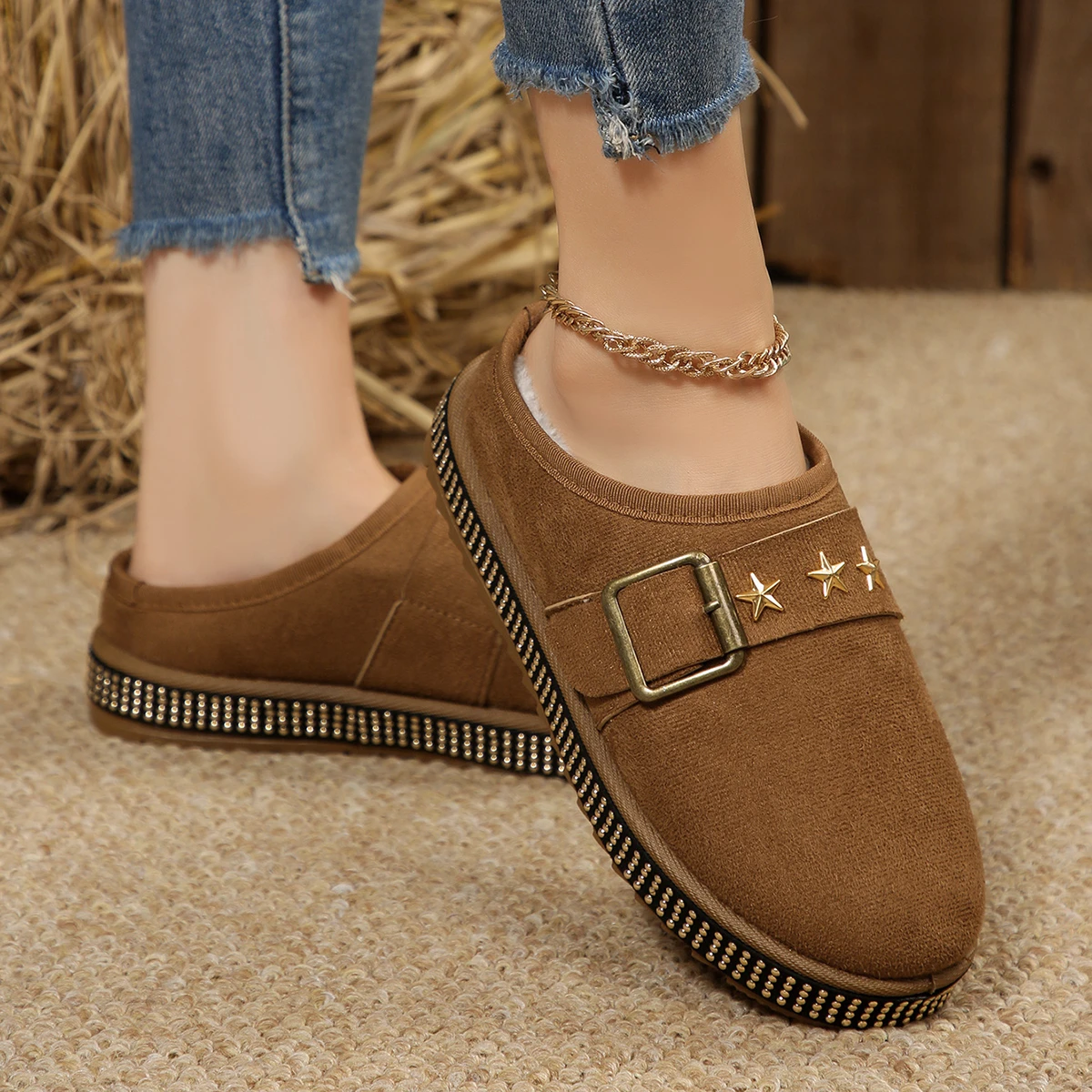 Couple Flannel Sandals Comfortable Non-slip Wear-resistant Slides Women Women Casual Closed Toe Shoes Summer Outdoor Slippers
Couple Flannel Sandals Comfortable Non-slip Wear-resistant Slides Women Women Casual Closed Toe Shoes Summer Outdoor Slippers