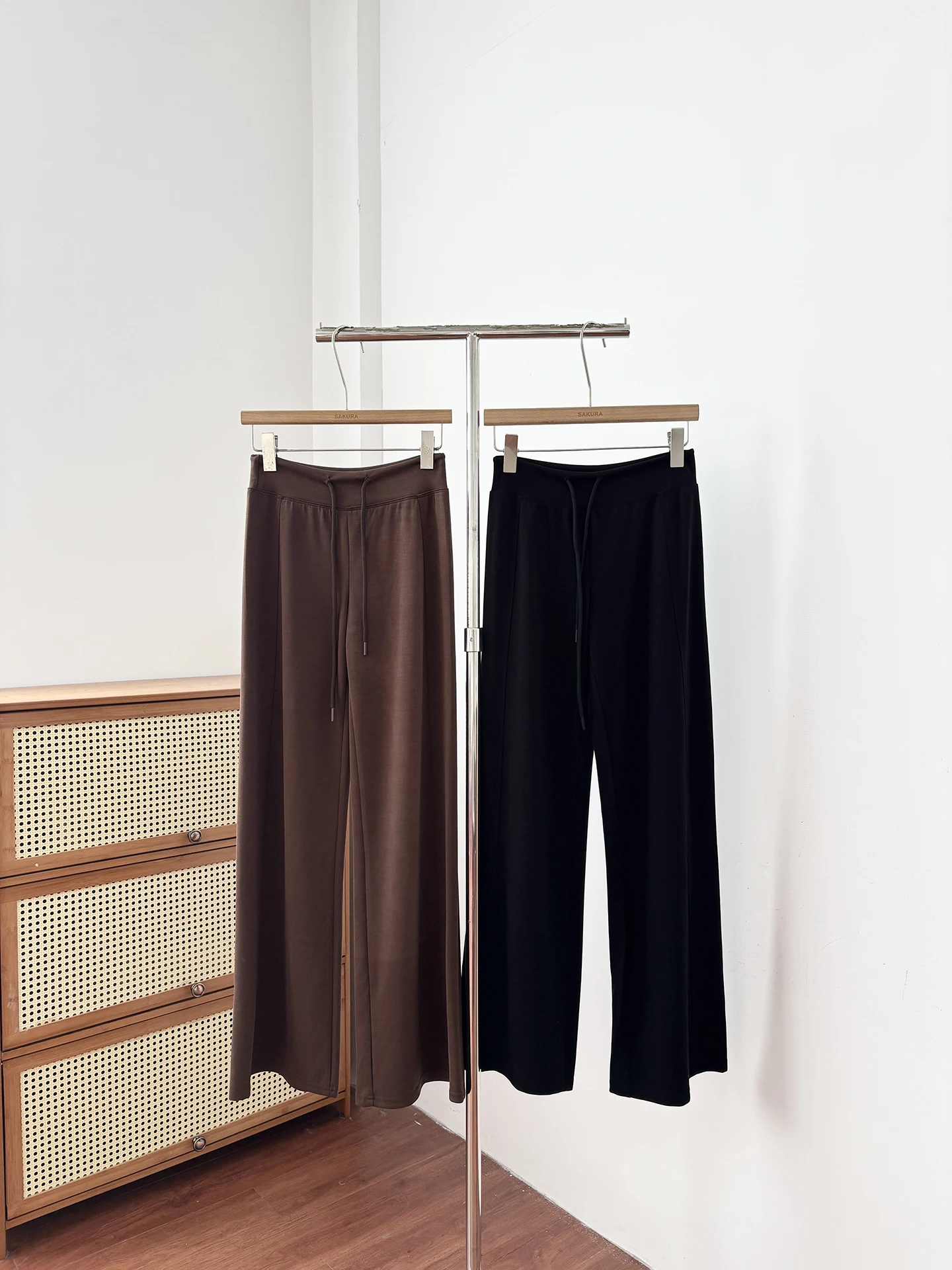 Summer Thin High Waist Straight Leg Yoga Sports Pants Women's Loose Drapey Wide Leg Casual Trousers Polyester Fiber
Summer Thin High Waist Straight Leg Yoga Sports Pants Women's Loose Drapey Wide Leg Casual Trousers Polyester Fiber