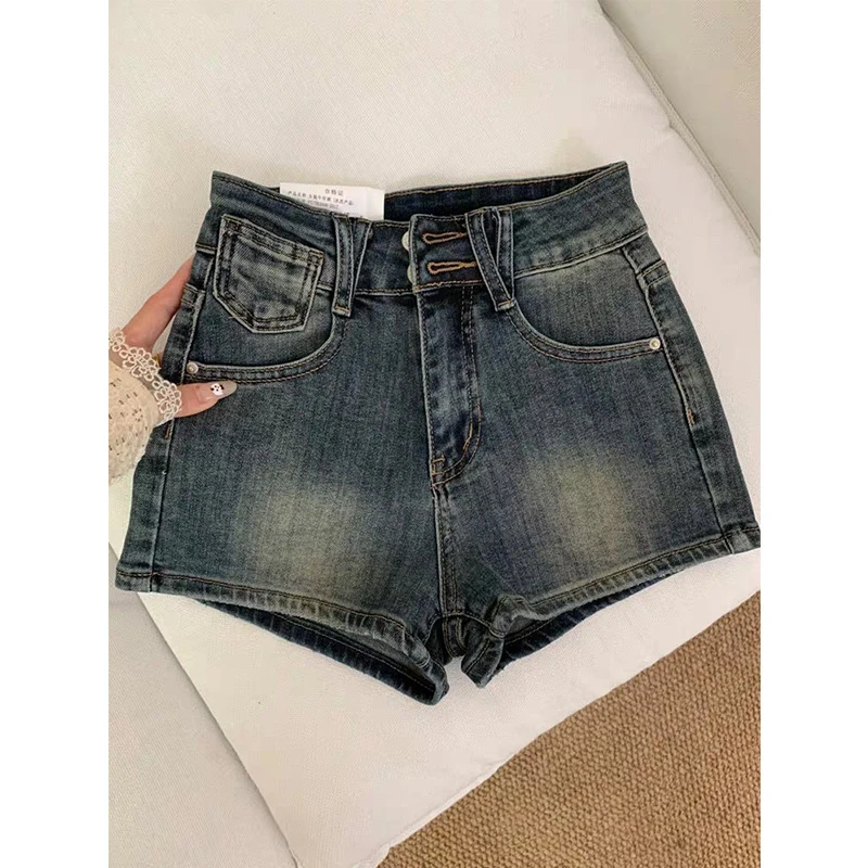 Women's Shorts American Vintage Washed Hip Hugging Denim Shorts High Waist Hot Girl Short Jeans Versatile Casual Outerwear
Women's Shorts American Vintage Washed Hip Hugging Denim Shorts High Waist Hot Girl Short Jeans Versatile Casual Outerwear