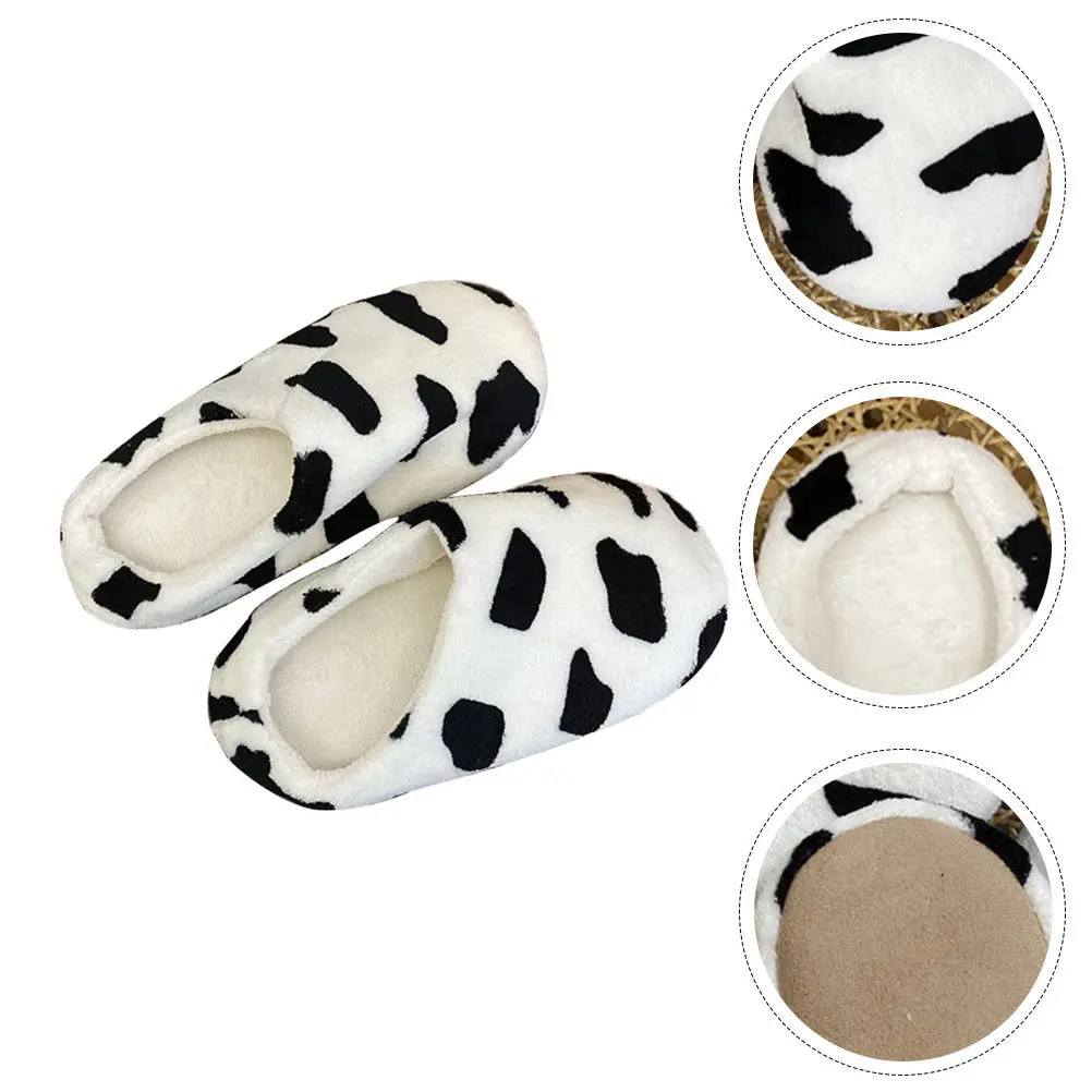 Пара теплых домашних тапочек с коровьим принтом, черно-белые, легкие, зимние, для спальни, мягкие, уютные
Пара теплых домашних тапочек с коровьим принтом, черно-белые, легкие, зимние, для спальни, мягкие, уютные
