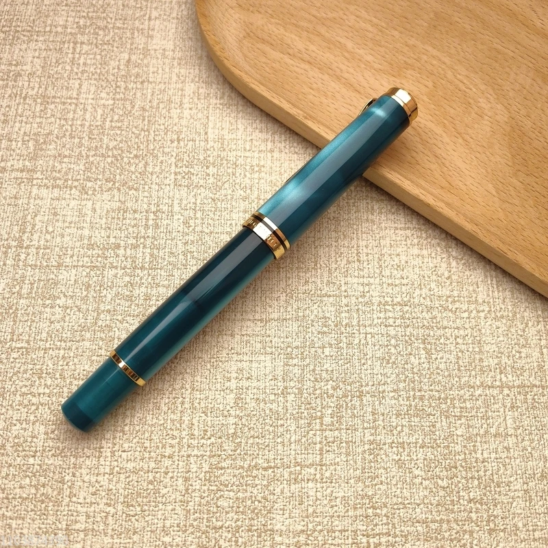 2024 New Admok M800 Piston Resin Fountain Pen Retro Hard Rubber Schmidt F/M 0.5/0.7mm Nib Ink Pen Business Office Supplies Gift
2024 New Admok M800 Piston Resin Fountain Pen Retro Hard Rubber Schmidt F/M 0.5/0.7mm Nib Ink Pen Business Office Supplies Gift