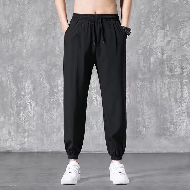 Men's Summer Thin Ice Silk Student Solid Color Straight Tube Loose Wide Leg Bundle Foot Casual Nine Point Pants Sports Men's Pan
Men's Summer Thin Ice Silk Student Solid Color Straight Tube Loose Wide Leg Bundle Foot Casual Nine Point Pants Sports Men's Pan